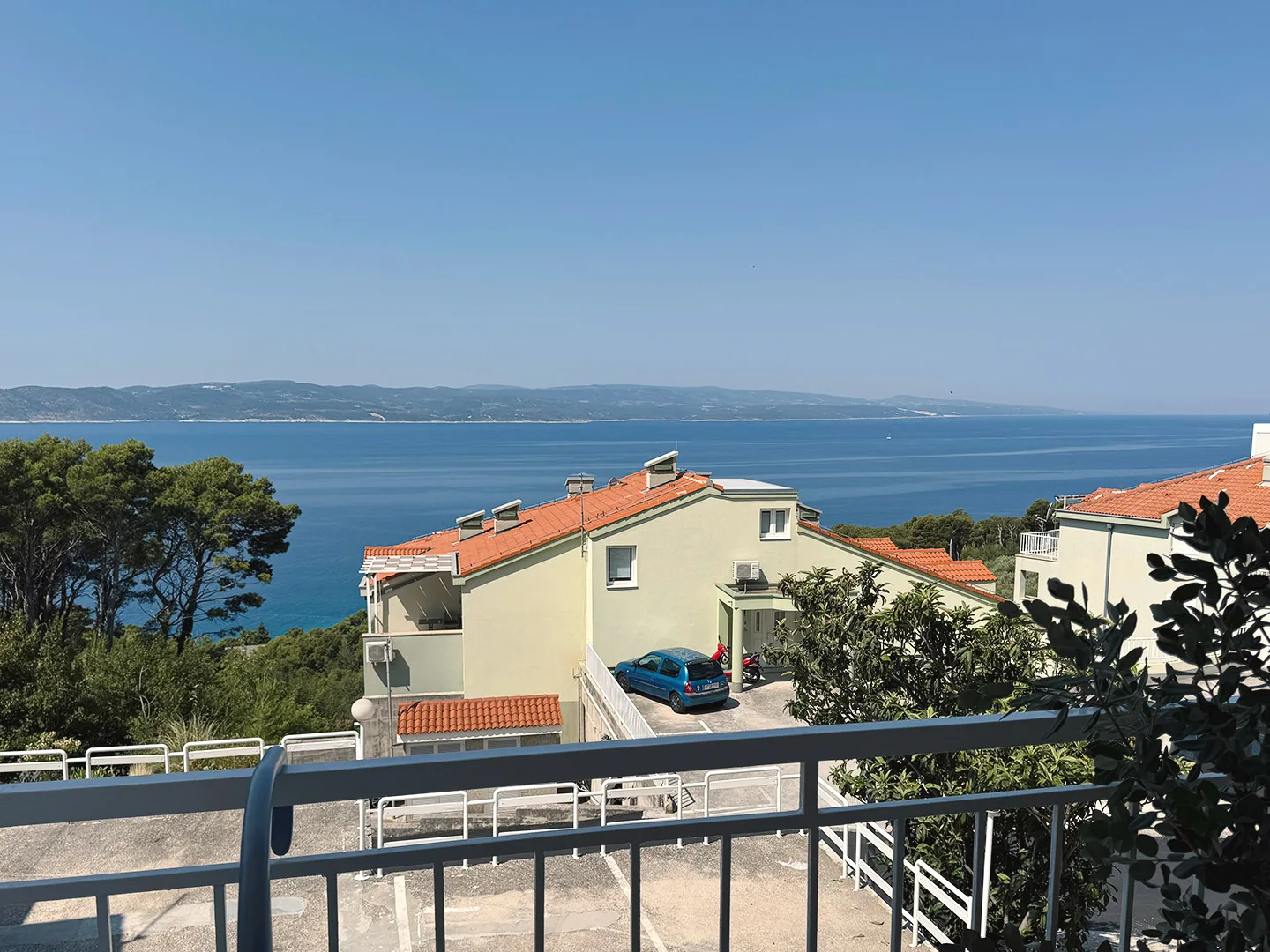 pogled-na-more-apartmani-jovic