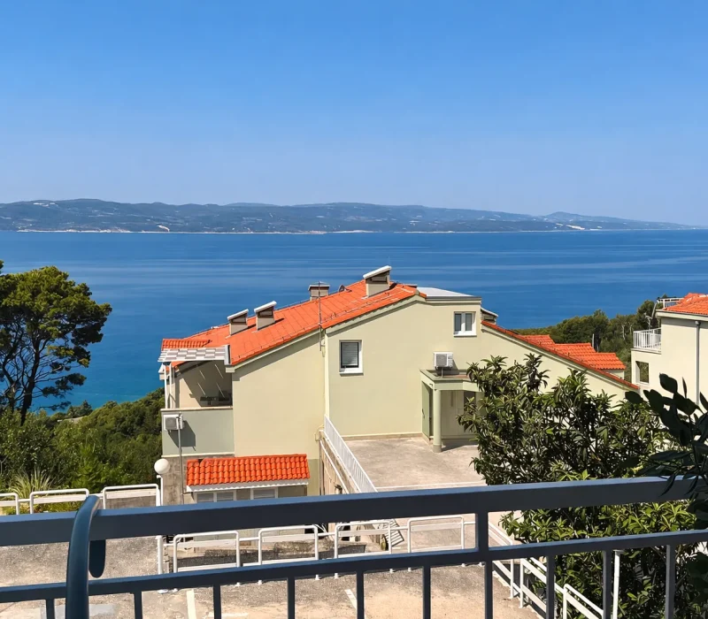 pogled-na-more-apartmani-jovic